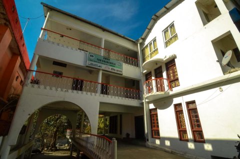 Kmvn TRH Dharchula Guest House (Deluxe Room)