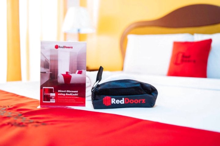 RedDoorz @ Bel Air Soho Suites 马卡蒂(RedDoorz @ Bel Air Soho Suites Makati)