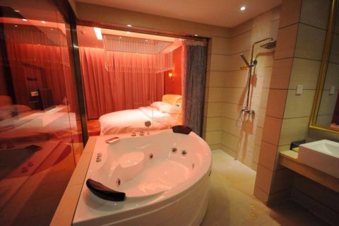 6+1连锁宾馆(怀化火车站店)