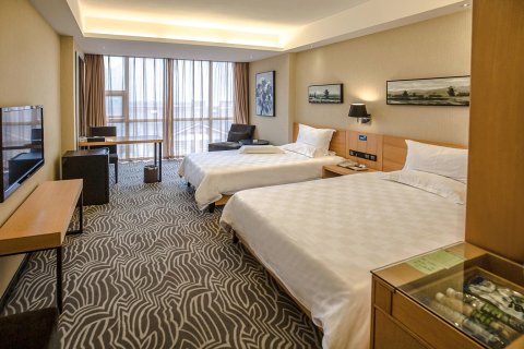 富蓝特回酒店(张家界阳光水岸店)