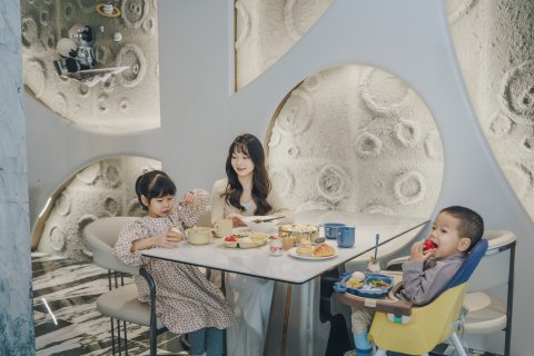 妙奇幻江景酒店(阳朔西街漓江店)