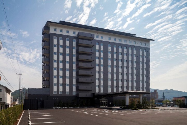 露樱酒店 津山站前(Hotel Route-Inn Tsuyama Ekimae)
