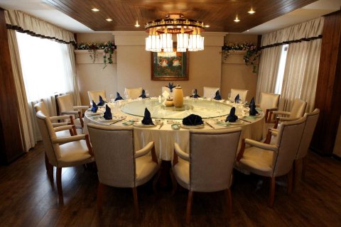 稻城亚丁香格里拉镇四季莲花客栈