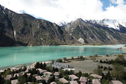 八宿然乌国际自驾房车露营营地