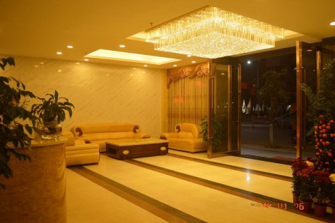 广宁金马时尚酒店