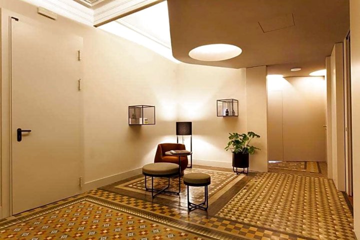 BCN代斯特内轩酒店 - 大学房(Destinationbcn - Universitat Rooms)