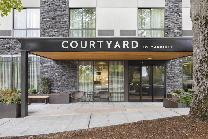 西雅图北门万怡酒店(Courtyard by Marriott Seattle Northgate)