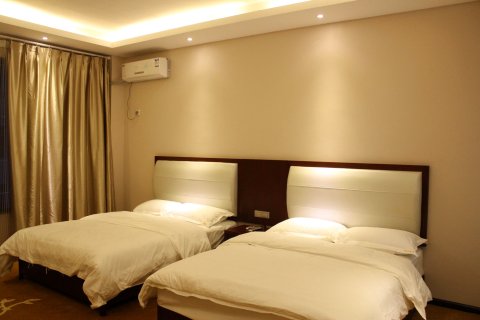 橙漫晟通电竞酒店(宾川店)