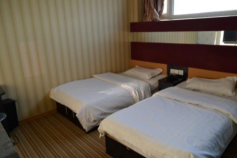 杜尔伯特贵足霖宾馆