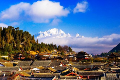 丽江忆梦尘风雪山观景客栈