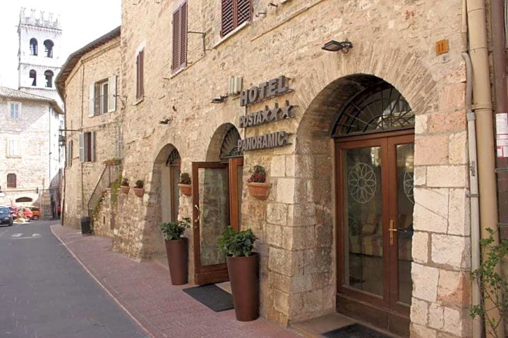 波斯塔全景酒店(Hotel Posta Panoramic Assisi)