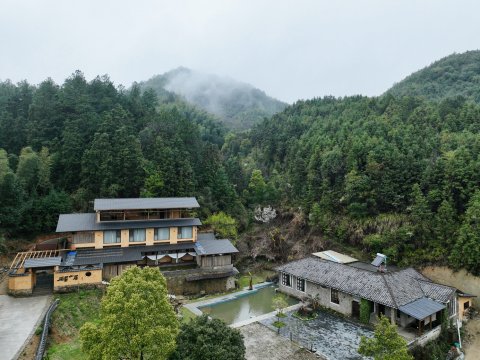 陌野·石田山居(浏阳金坑店)