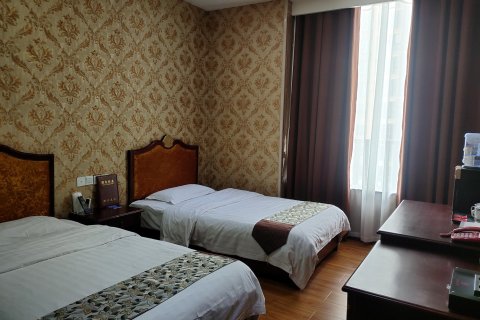 井研雅君商务宾馆