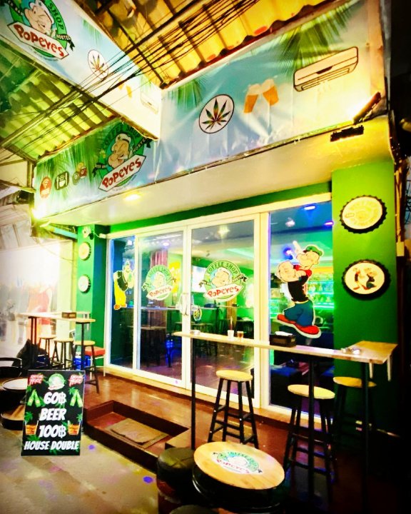 赫克佩克酒店(Popeyes Hostel, Coffeeshop & Beer Bar)