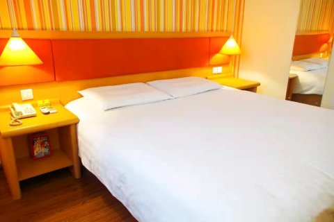 天域驿客酒店(哈密火车站店)