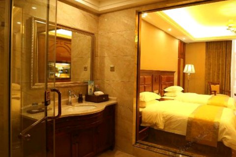 荥经蜀西大酒店