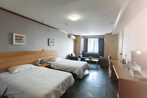 战友优选酒店(衡阳中心汽车站店)