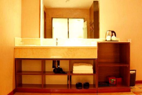 速8酒店(和田市迎宾路店)