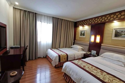 重庆乐普生大酒店(南川东街店)