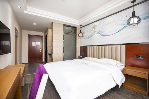 清沐酒店(南京林业大学岗子村地铁站店)