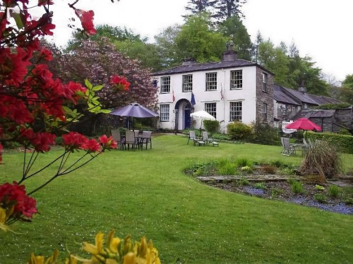 Rydal Lodge Country House B & B