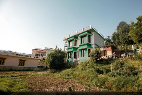 Mount Valley View , Kausani