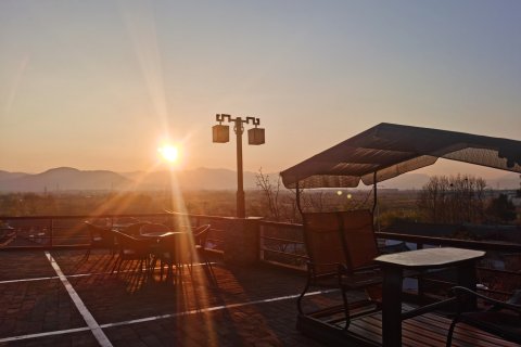 丽江半山温泉酒店