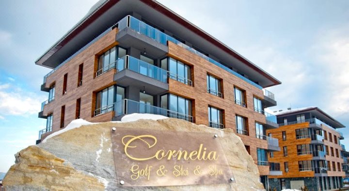 Cornelia Aparthotel