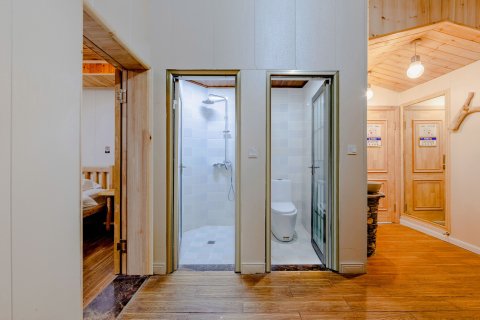 四姑娘山阿里本民宿