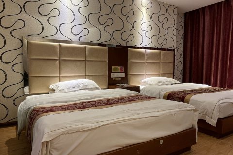 藤县港龙商务酒店