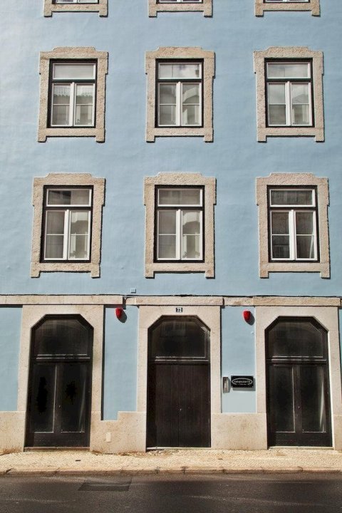 里斯本圣朱利欧 72 号五星公寓酒店(Lisbon Five Stars Apartments São Julião 72)