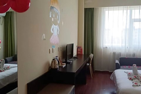 聿舍艺术·青春show酒店(唐山曹妃甸大学城店)