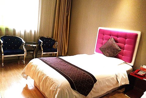 郧西五湖商务连锁酒店