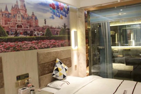 丽晶假日酒店(永寿汽车站店)