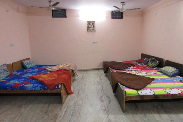 Gurukripa Guest House