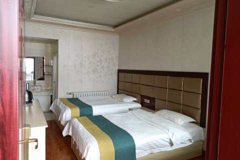 海西大柴旦茂源华怡宾馆