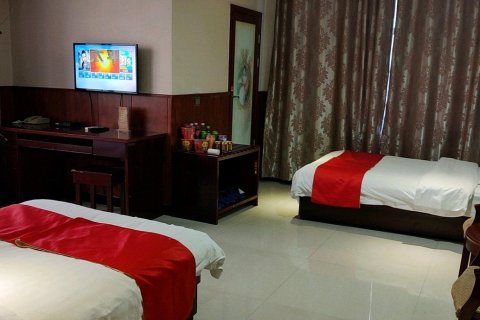 鄢陵皇朝商务宾馆