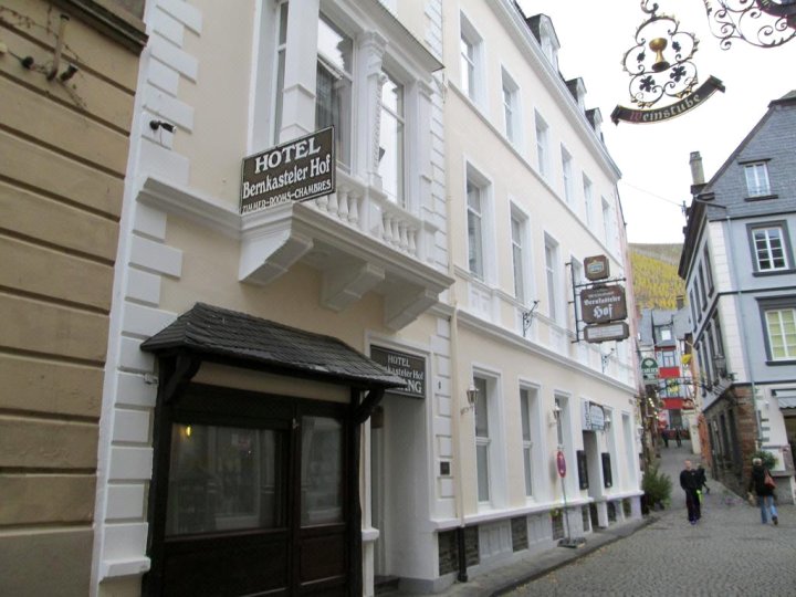 伯恩卡斯特勒霍夫酒店(Hotel Bernkasteler Hof)