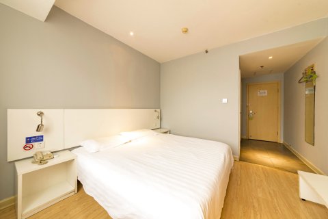 如家华驿酒店(济南火车站店)