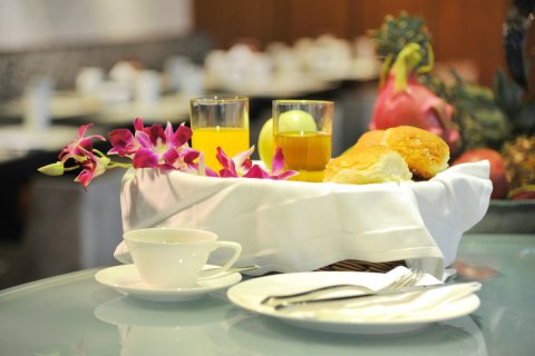 高悦酒店(重庆观音桥步行街店)