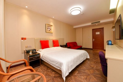 速八酒店(滕州善国北路店)