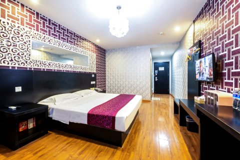 都市118连锁酒店(漯河火车站店)