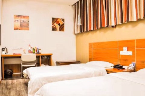 华苑轻舍酒店(沈丘东关汽车站店)