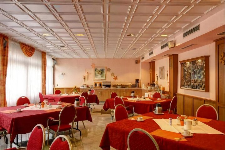 苏木巴贝尔尼特酒店(Hotel-Restaurant Zum Babbelnit)