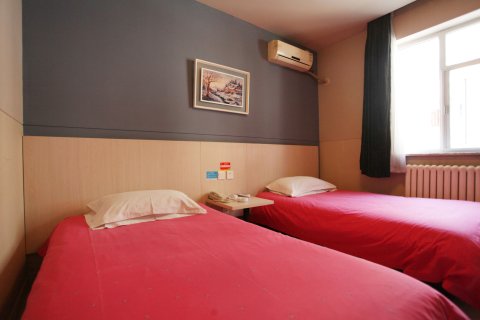 百舒酒店(临汾平阳广场店)