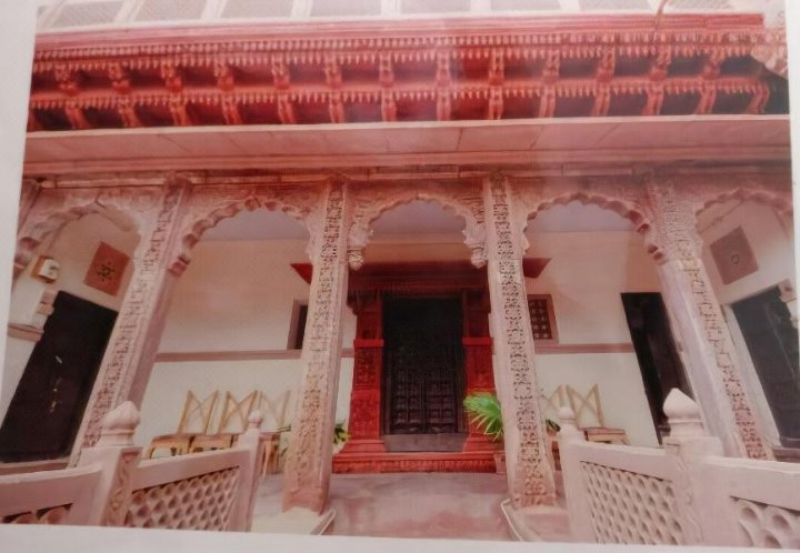萨达海丽遗产旅馆(Sadar Haveli Heritage)