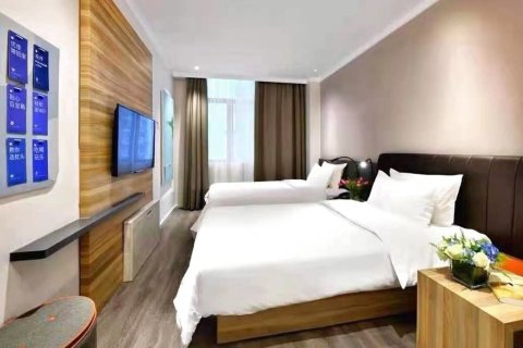 华庭酒店(成都双流机场店)