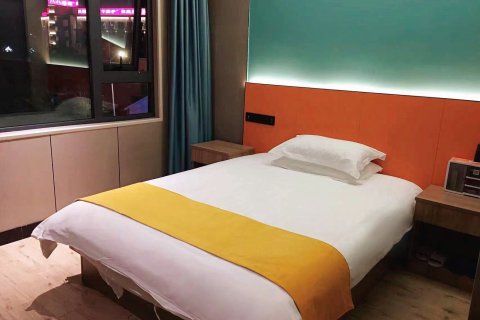 玉环高尔风尚酒店