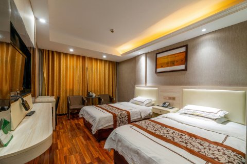 确山金龙大酒店