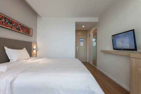 汉庭酒店(武汉武昌火车站西广场店)